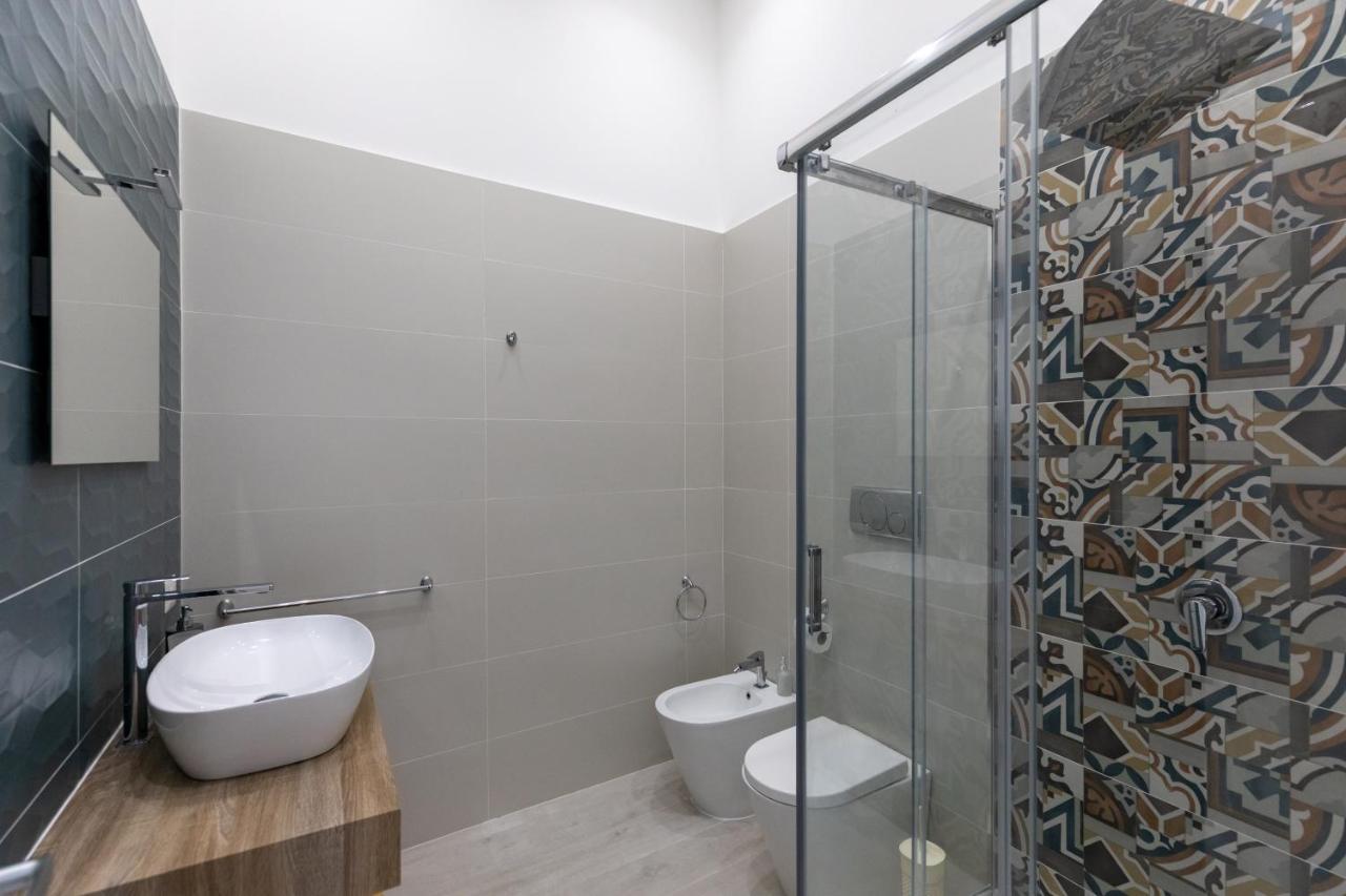 My Brilliant Home With Jacuzzi 2 Steps From St Toledo Neapel Exterior foto