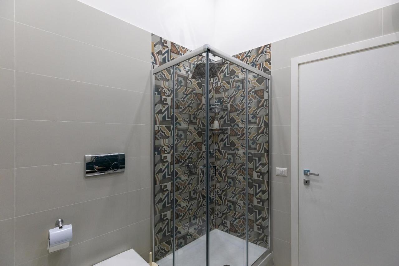 My Brilliant Home With Jacuzzi 2 Steps From St Toledo Neapel Exterior foto