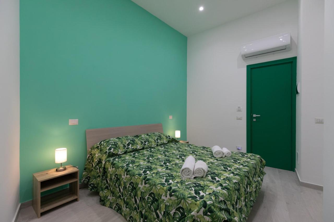 My Brilliant Home With Jacuzzi 2 Steps From St Toledo Neapel Exterior foto